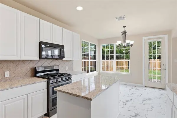 2621 Whispering Trail, Little Elm, TX 75068