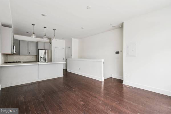 514 W MONTGOMERY AVE #2, Philadelphia, PA 19122