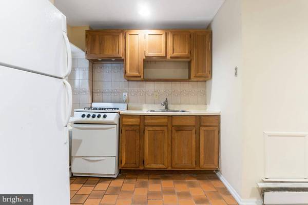 1343 E HEWSON ST #1, Philadelphia, PA 19125