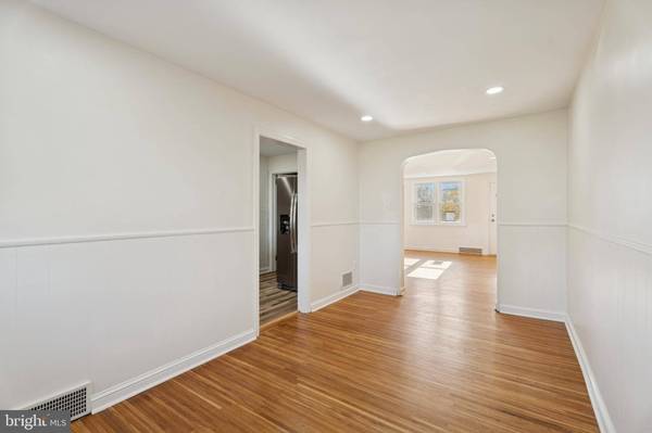 2325 BOND AVE, Drexel Hill, PA 19026