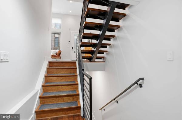 1706 FOLSOM ST, Philadelphia, PA 19130