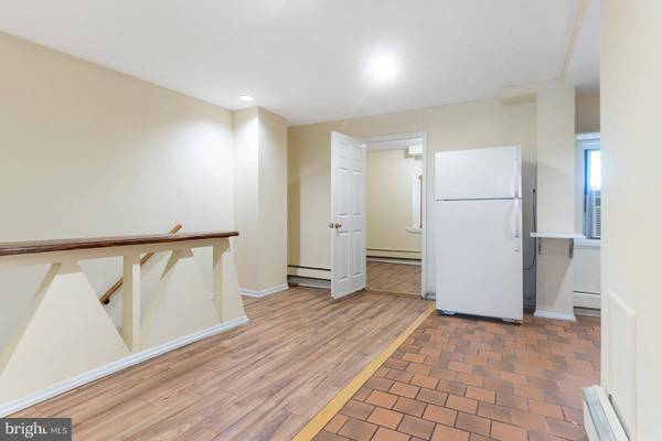 1343 E HEWSON ST, Philadelphia, PA 19125