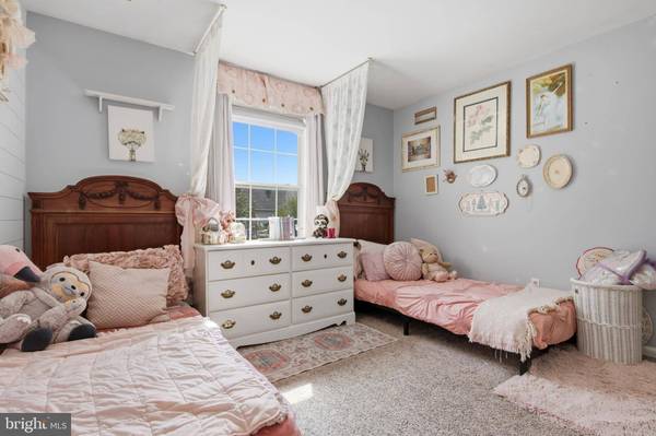 136 PACKHAM CT, Telford, PA 18969