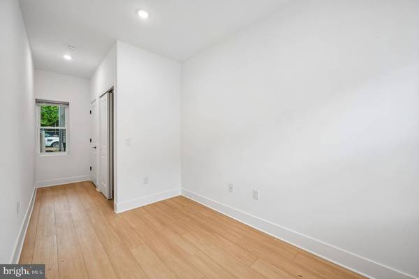 612 N 39TH ST, Philadelphia, PA 19104