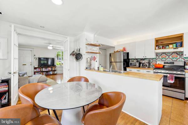 450 WELLESLEY RD, Philadelphia, PA 19119