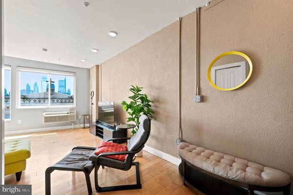 1637-39 POPLAR ST #6F, Philadelphia, PA 19130