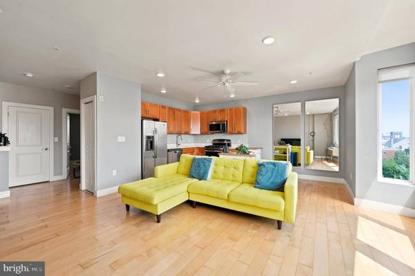 1637-39 POPLAR ST #6F, Philadelphia, PA 19130