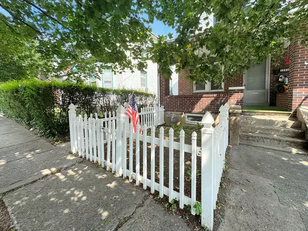 1251 E 4th St, Bethlehem, PA 18015-2009
