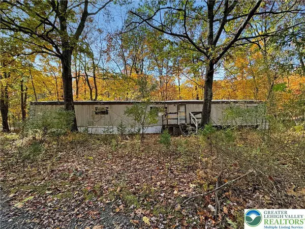 228 Victory LN, Jackson Twp, PA 18360