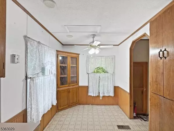 1 Rainbow Terrace, White Twp., NJ 07823