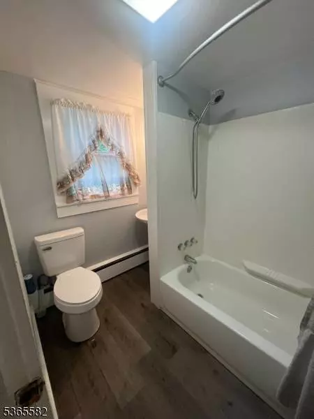 15 Fisk St, Belvidere Twp., NJ 07823