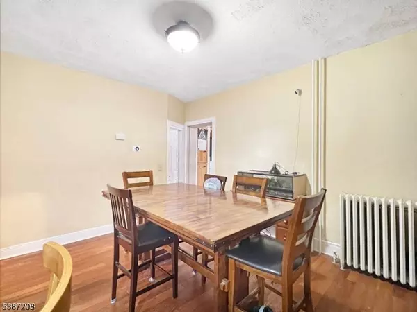 63 Harris St, Phillipsburg Town, NJ 08865