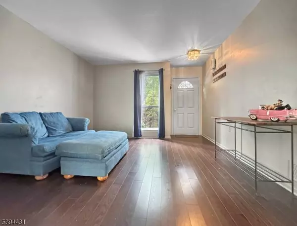 5 Ajax Court, Allamuchy Twp., NJ 07840