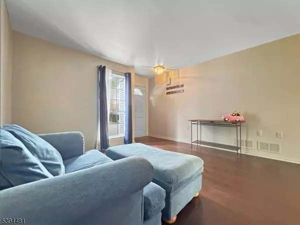 5 Ajax Court, Allamuchy Twp., NJ 07840