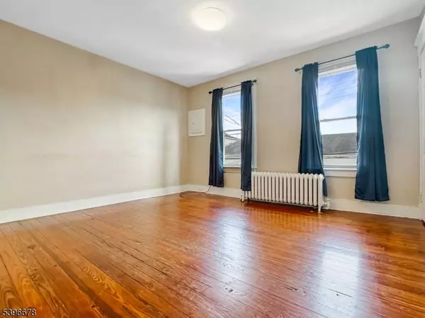 83 Jefferson St #B, Phillipsburg Town, NJ 08865