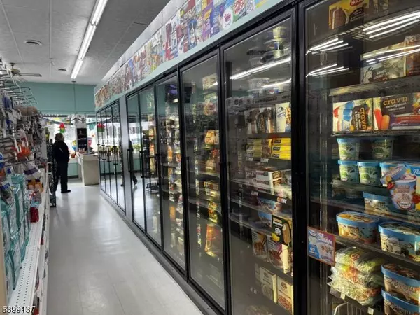 253 Water St, Belvidere Twp., NJ 07823