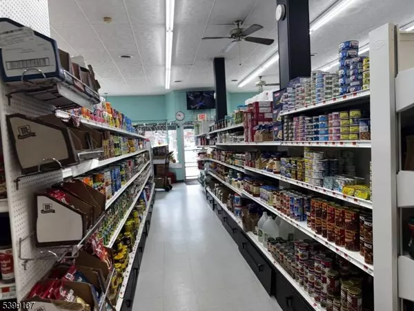 253 Water St, Belvidere Twp., NJ 07823