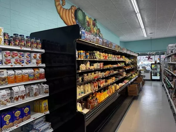 253 Water St, Belvidere Twp., NJ 07823