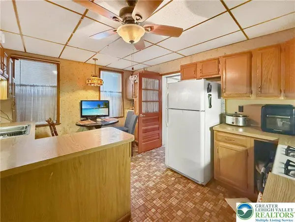 34 13th ST, Easton, PA 18042