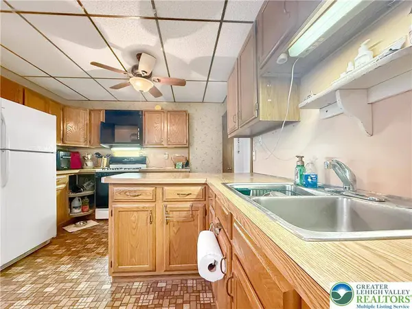 34 13th ST, Easton, PA 18042