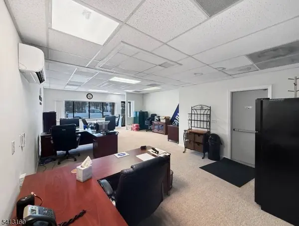 962 State Route 173, Bloomsbury Boro, NJ 08804