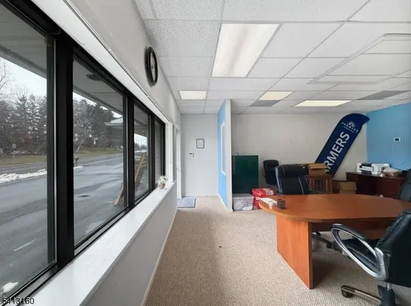 962 State Route 173, Bloomsbury Boro, NJ 08804