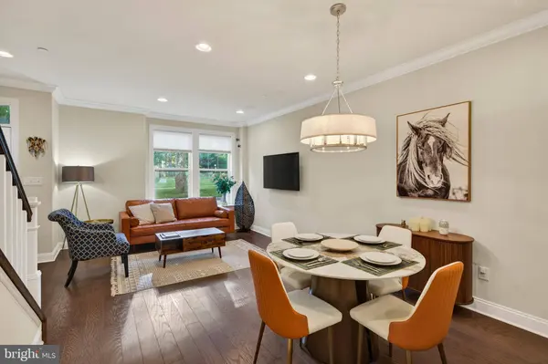 202 CHARLES ELLIS DR, Newtown Square, PA 19073