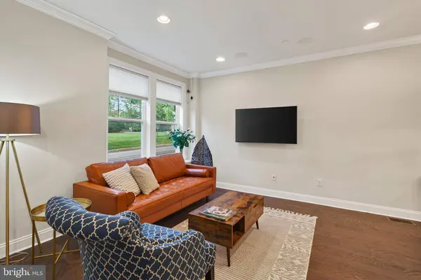 202 CHARLES ELLIS DR, Newtown Square, PA 19073