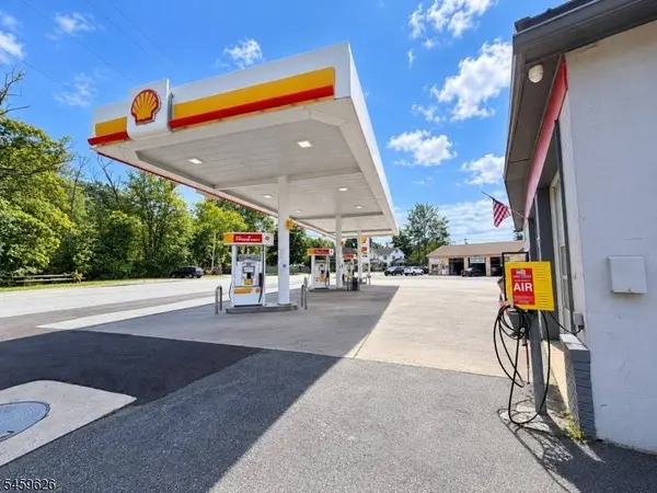 633 Water St, Belvidere Twp., NJ 07823