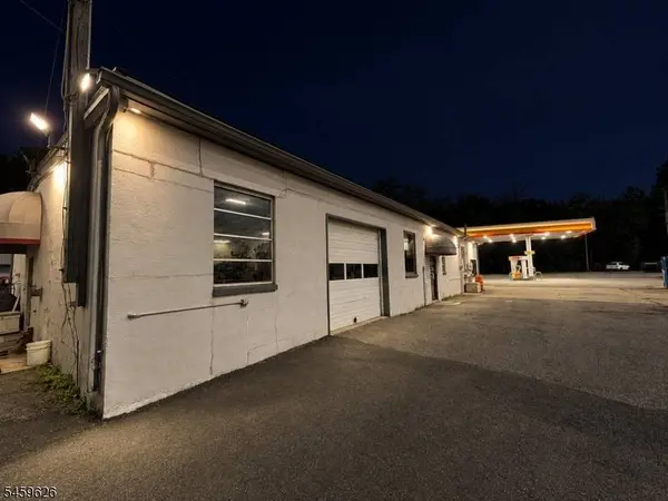 633 Water St, Belvidere Twp., NJ 07823