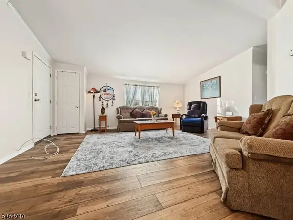 4 Morningside Drive, White Twp., NJ 07823