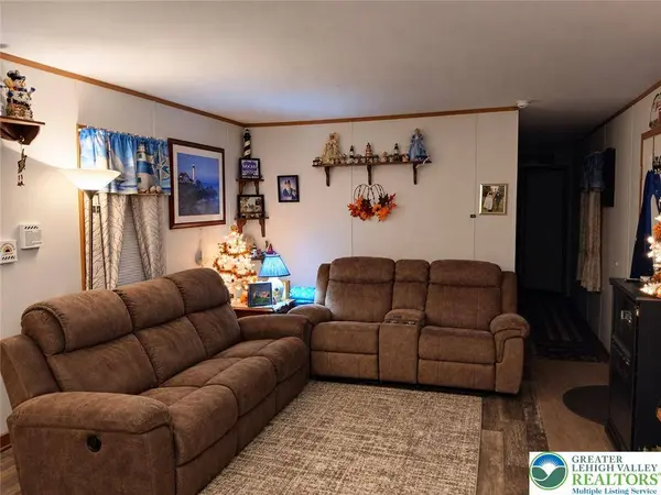 4931 Cedar Grove, Lower Mt Bethel Twp, PA 18013