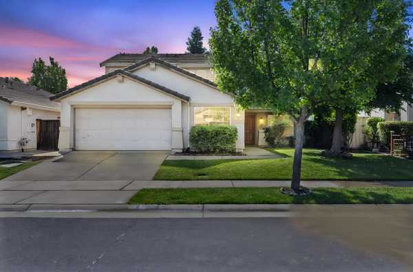 640 Garden Park Dr, Roseville, CA 95678-5995