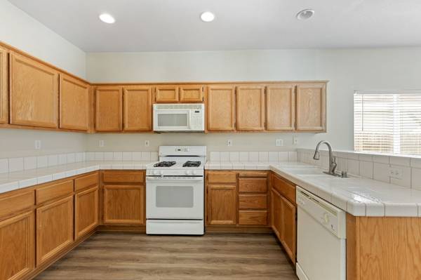 Roseville, CA 95678-5995,640 Garden Park Dr
