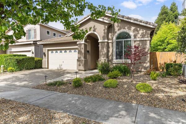 329 Wildflower DR, Roseville, CA 95678