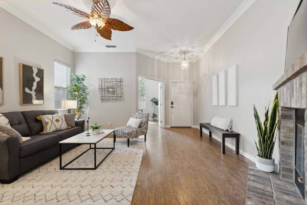 329 Wildflower Dr, Roseville, CA 95678-6043