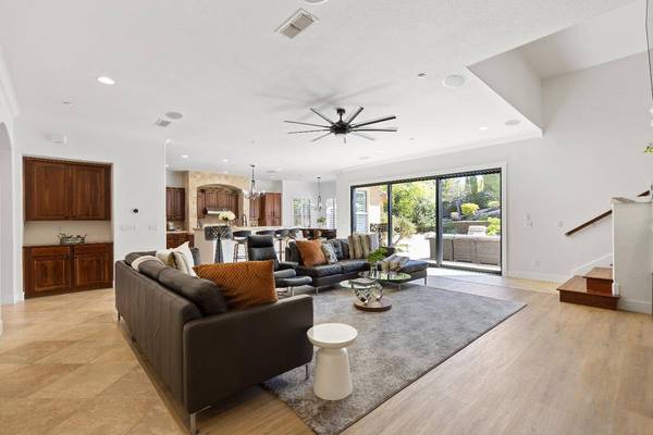 120 Cresta CT, Lincoln, CA 95648