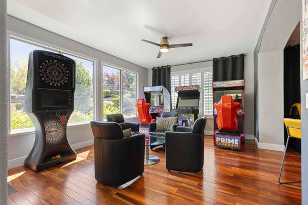 120 Cresta Ct, Lincoln, CA 95648-7921