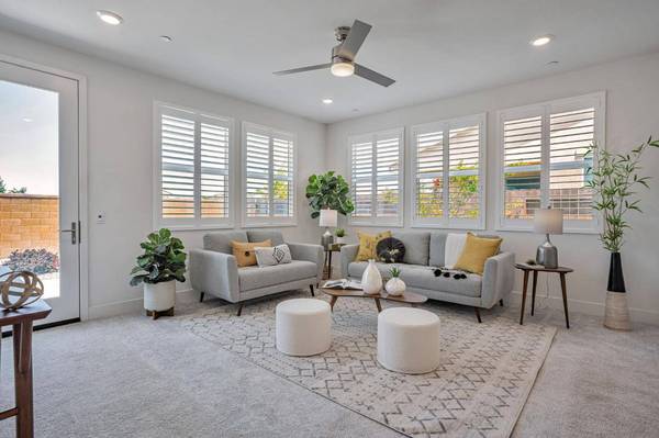 7073 Starburst LN, Roseville, CA 95747