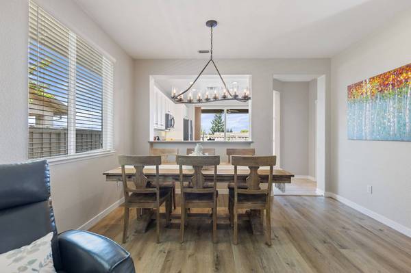 2814 Coopers Hawk Loop, Lincoln, CA 95648-7722