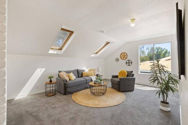 3804 Woodcrest RD, Sacramento, CA 95821