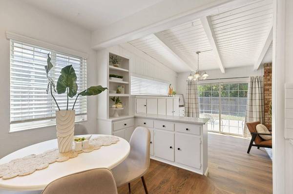 3804 Woodcrest RD, Sacramento, CA 95821