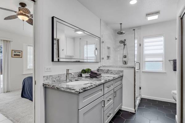 1529 Pine Valley Cir, Roseville, CA 95661-5747