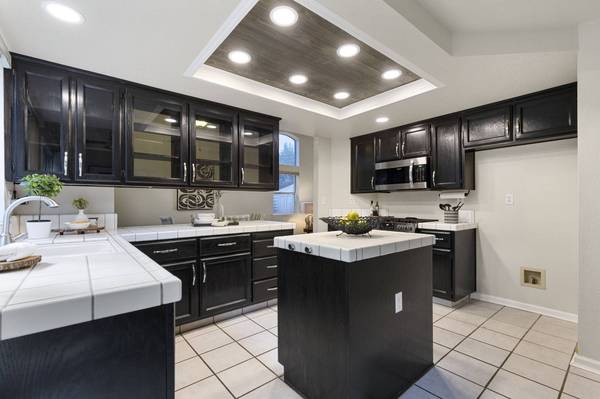 3622 Amethyst Dr, Rocklin, CA 95677-4753