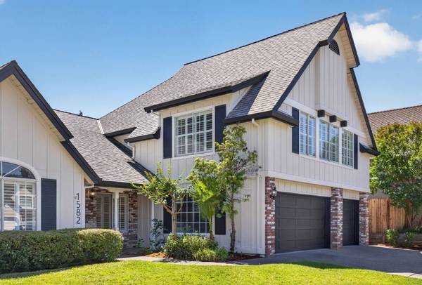 1582 Misty Wood Dr, Roseville, CA 95747-7901
