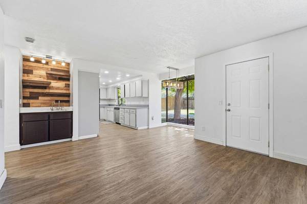 2840 Tiffany West WAY, Sacramento, CA 95827