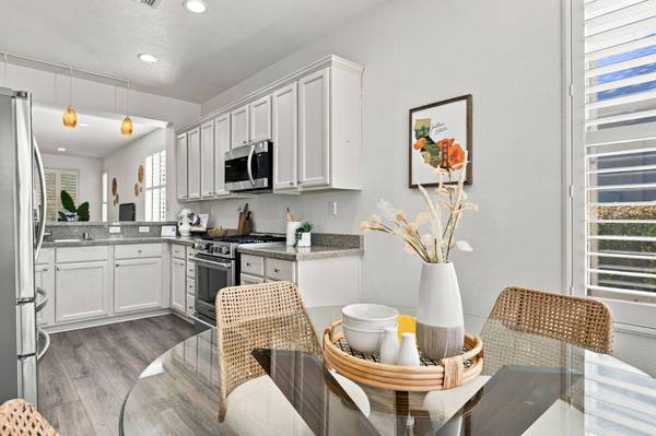 6088 Whisperlodge Way, Roseville, CA 95747-8702