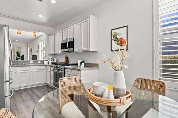6088 Whisperlodge WAY, Roseville, CA 95747