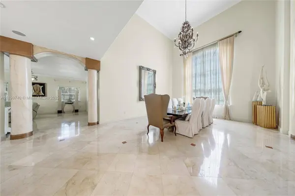 19504 SW 135th Ct, Miami, FL 33177