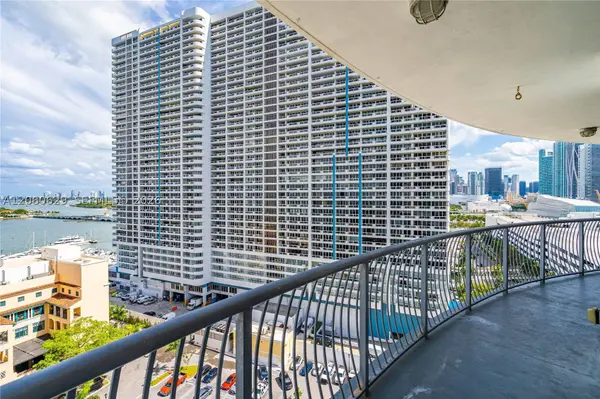 1750 N Bayshore Dr #1602, Miami, FL 33132